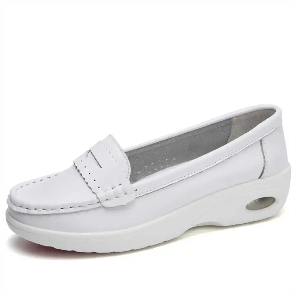 Thick Sole Slipon White Traine - đánh giá và giá Streetwear Brand Uk